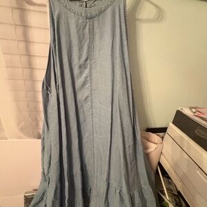Torrid Size 2 Sleeveless chambray Ruffled Dress With Side Pockets